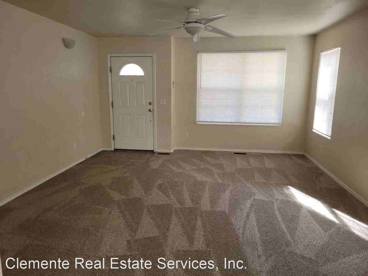 2392 Pinyon Jay Dr - Photo 2 of 30