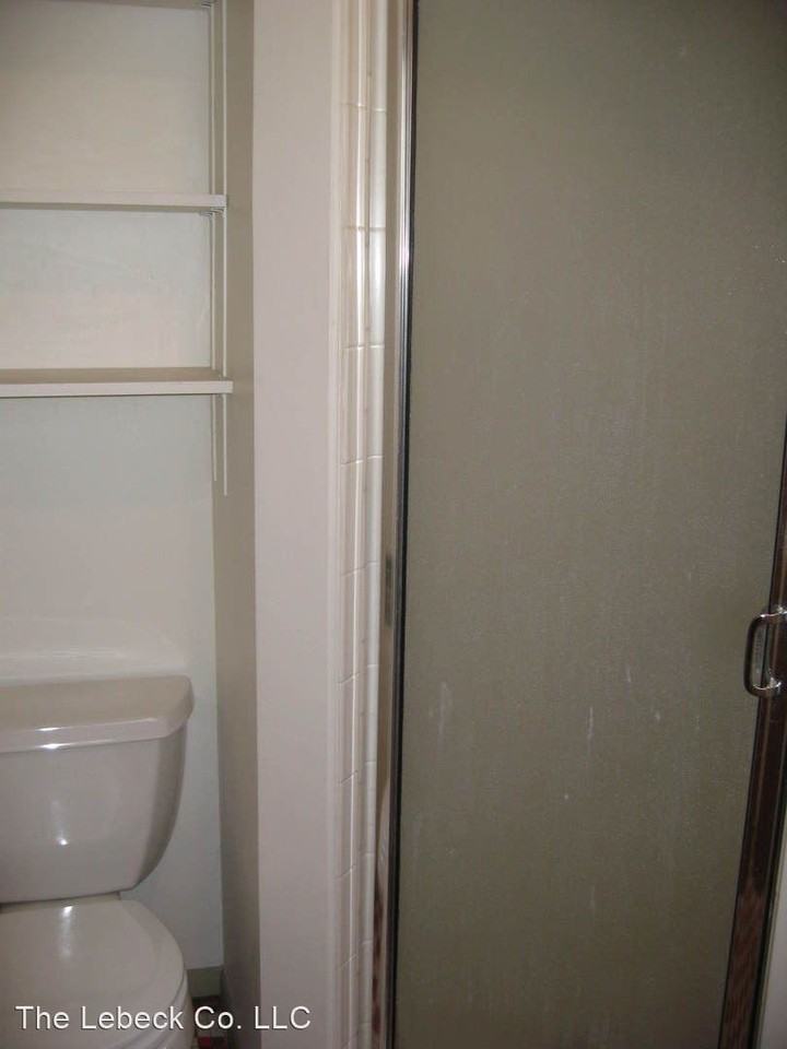 1522 Stanford Dr Ne - Photo 2 of 25