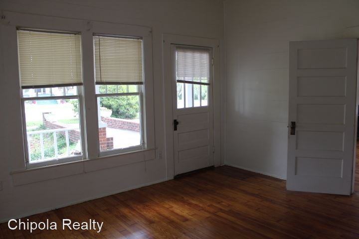 412 E Nebraska Ave - Photo 2 of 11