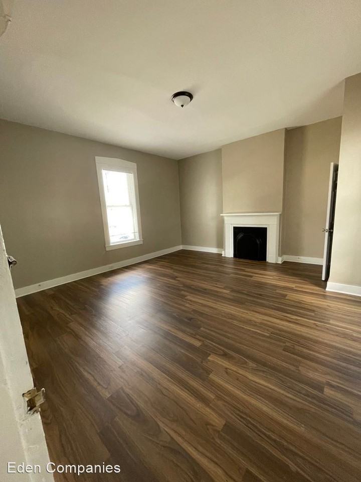 420 S Broadway - Photo 3 of 7