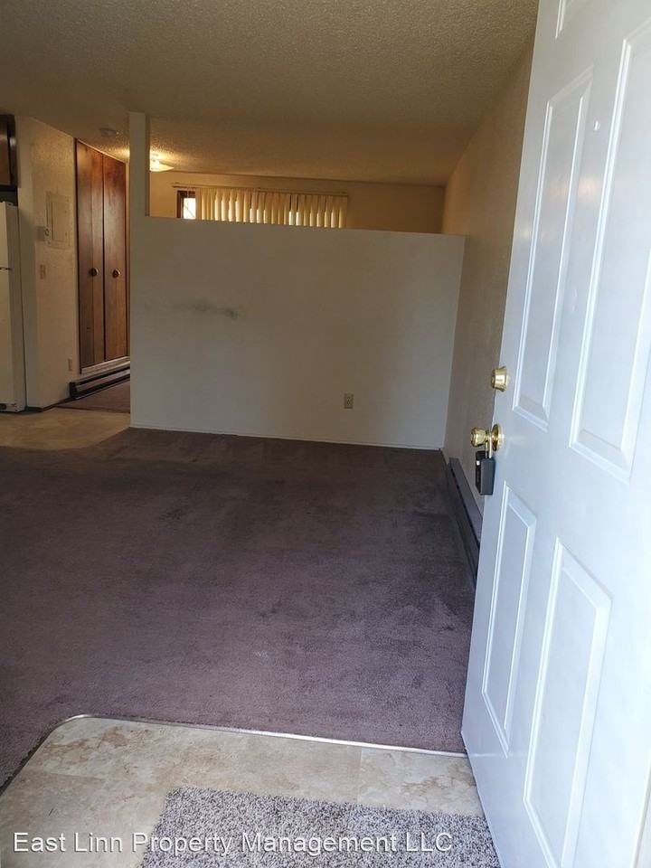 41,43,45,47 N 8th St - Photo 2 of 10