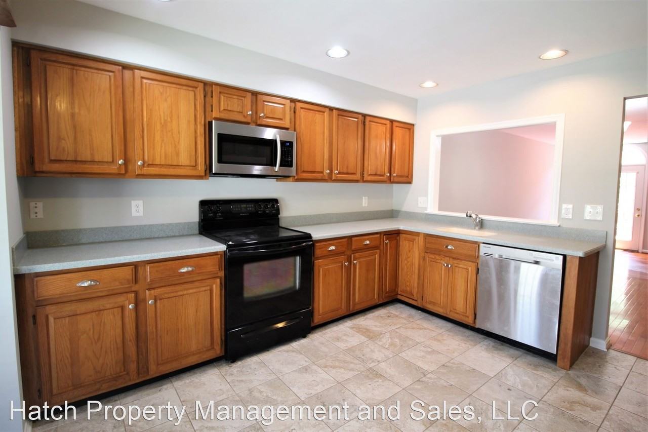 7433 Ridge Oak Ct - Photo 3 of 33