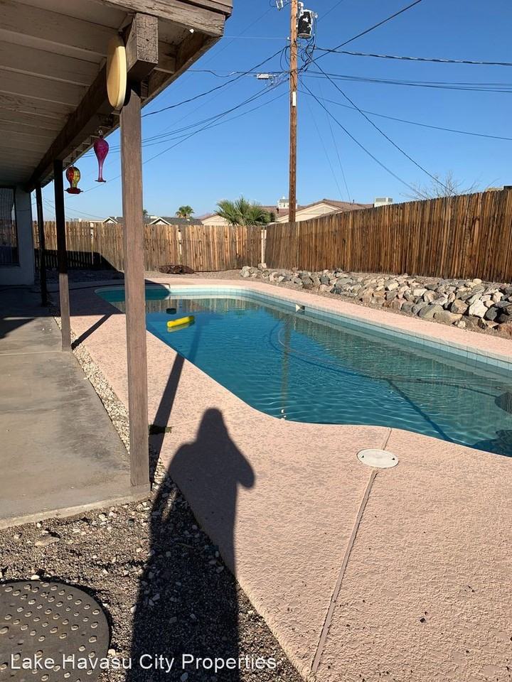 3411 & 3415 Tomahawk Dr - Photo 2 of 14