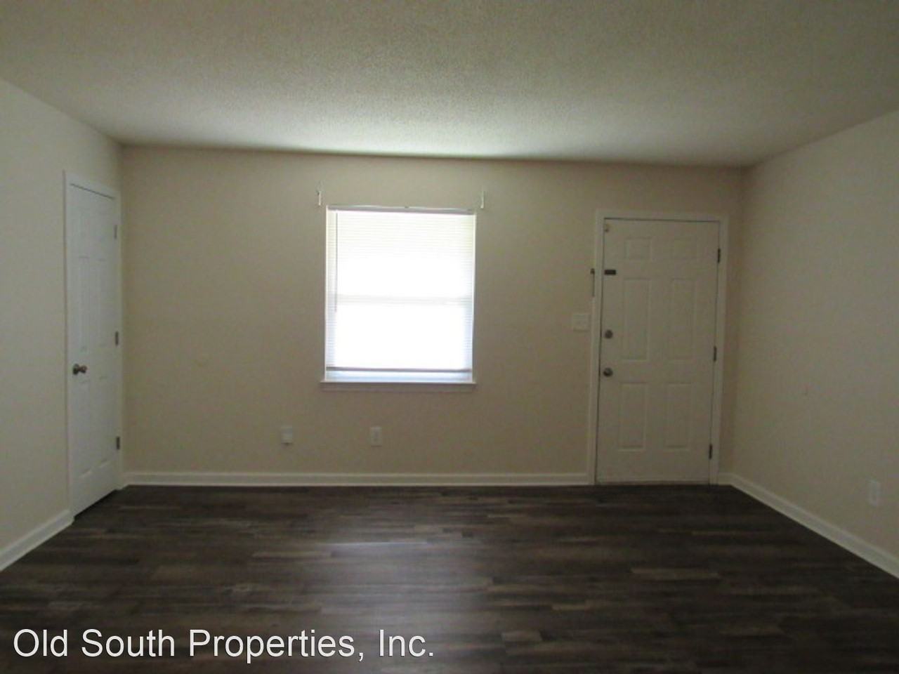 4909 Yacht Harbor Cir - Photo 2 of 9