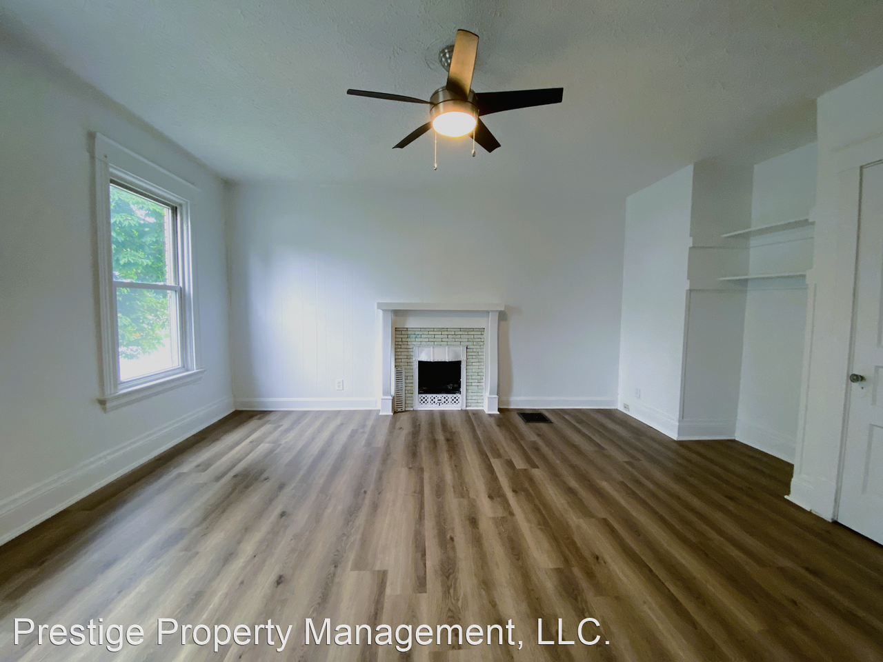 4326 34th Street - Photo 3 of 13