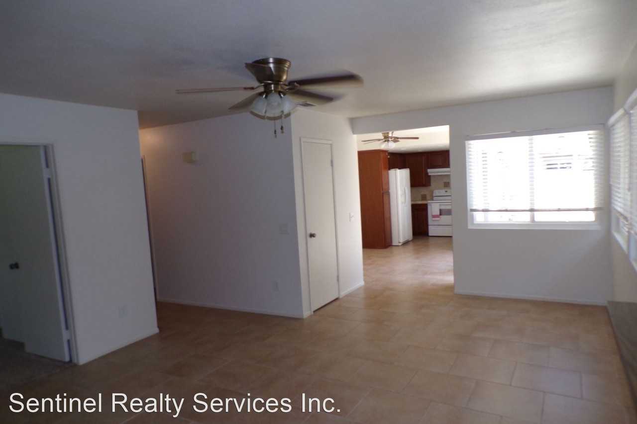11414 Benton St - Photo 3 of 16