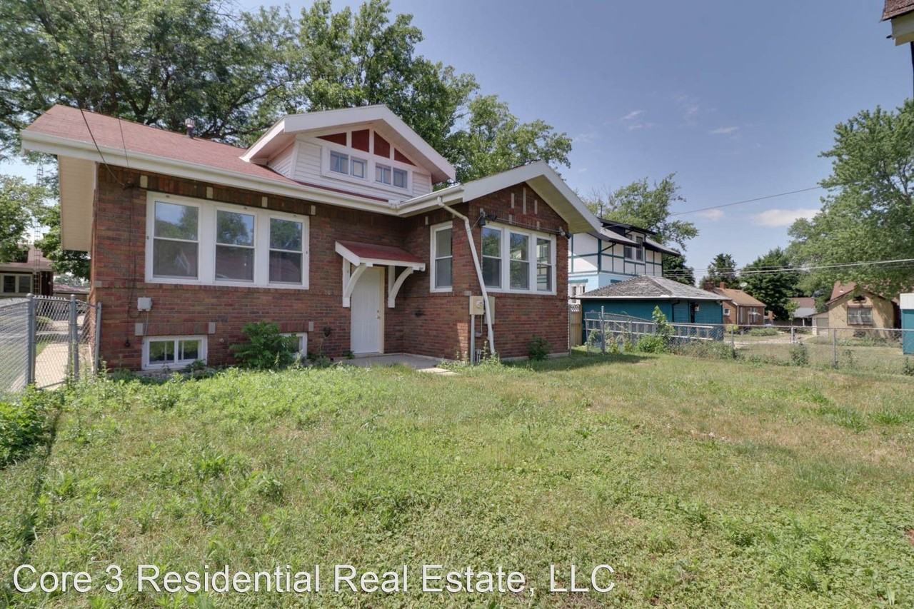 4 Berenz Pl - Photo 3 of 23