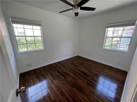 2460 Chestnut Ave - Photo 2 of 9