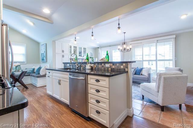 1674 Larkmoor Blvd - Photo 2 of 50
