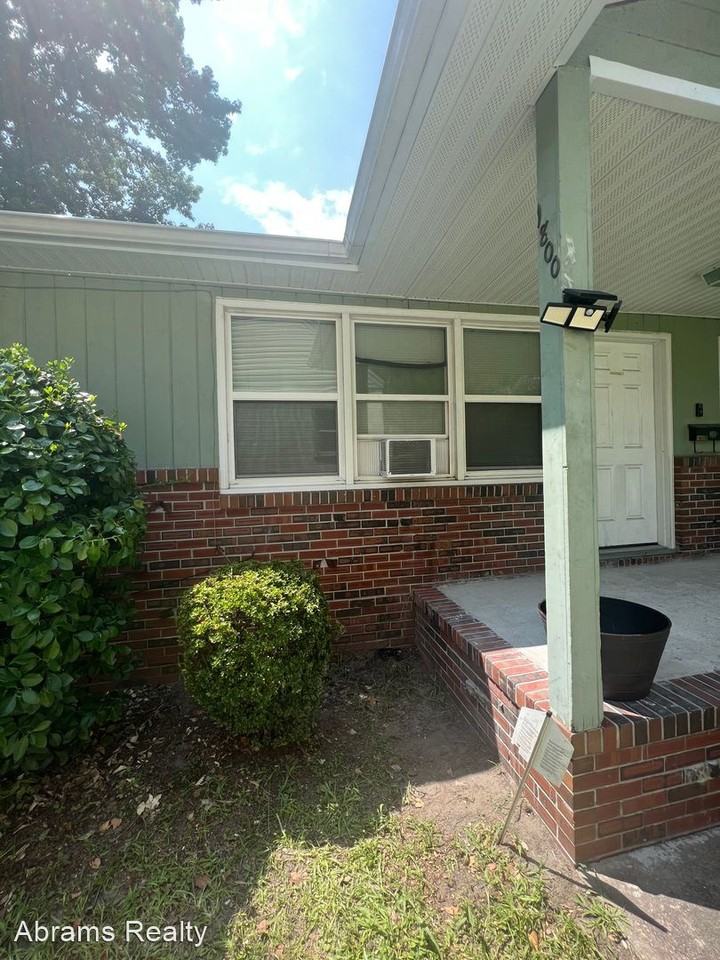 1800 Bourbon Ave #A - Photo 2 of 16