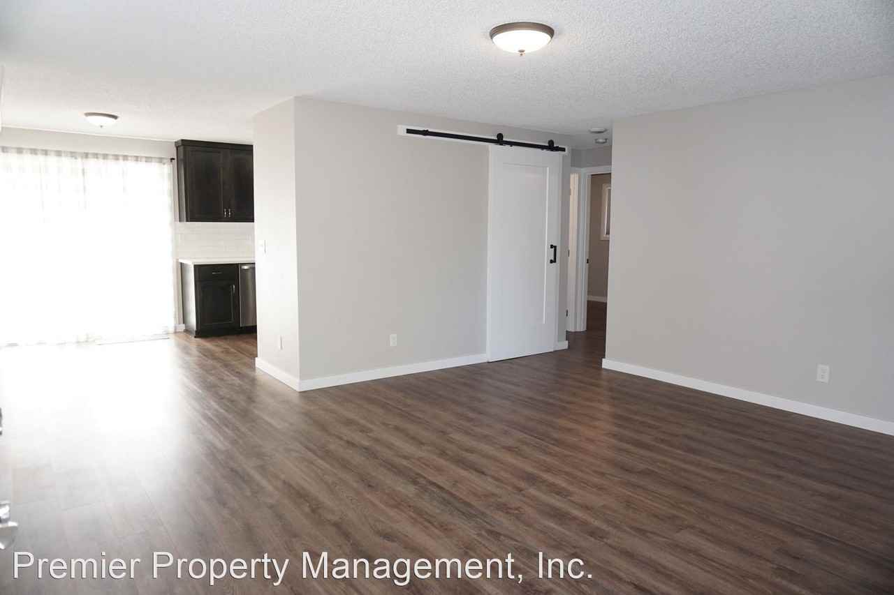 3607 F St - Photo 3 of 17