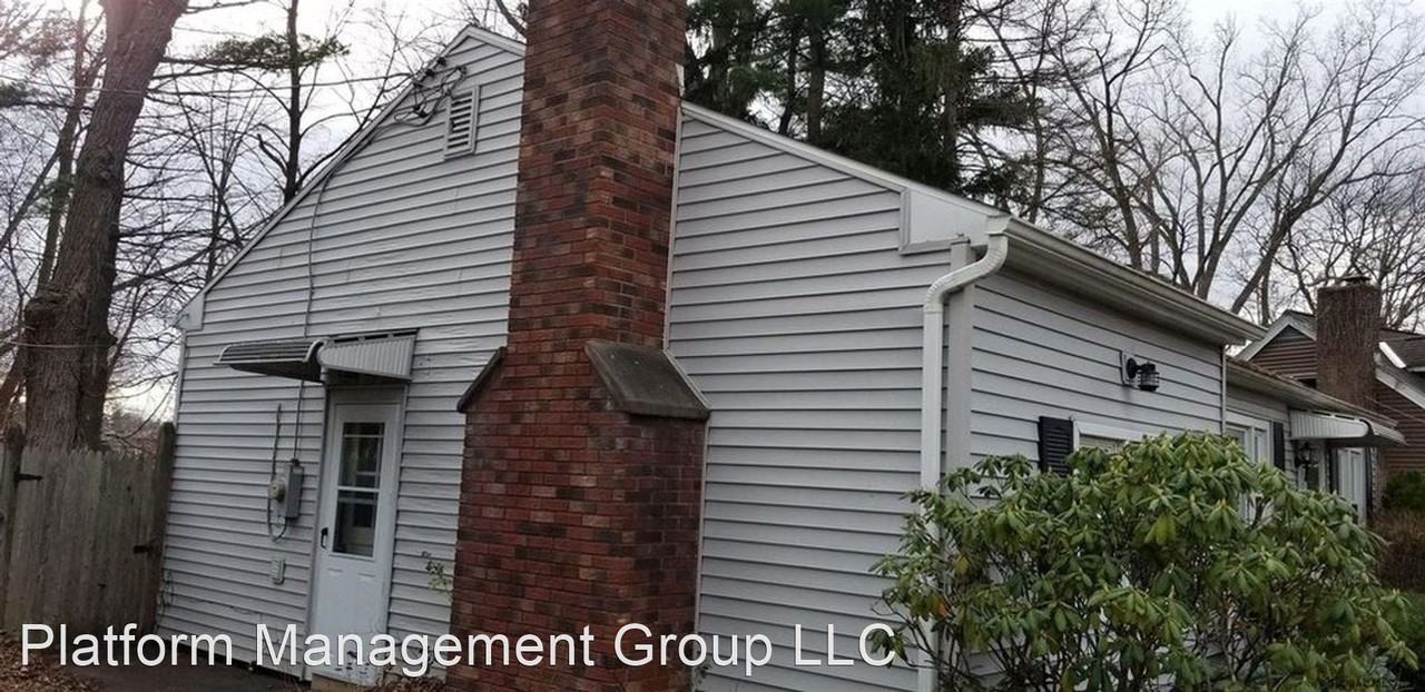 13 Parkwood Dr - Photo 2 of 9