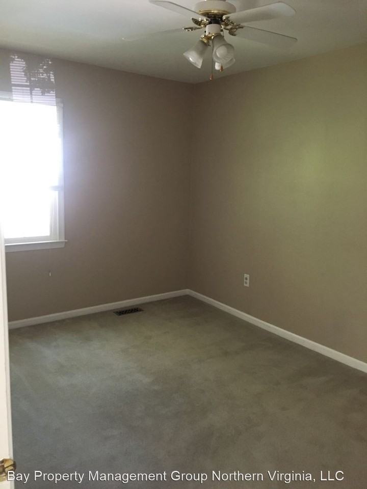 6106 Heron Pond Ct - Photo 3 of 13