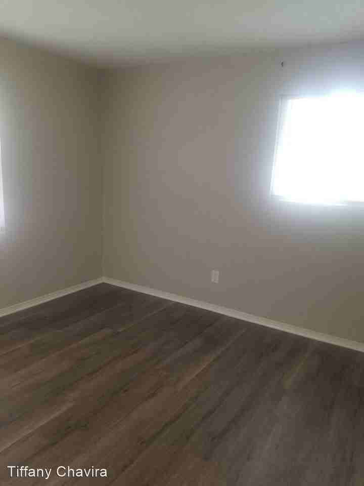 9616-9618 E 23rd St S - Photo 3 of 8