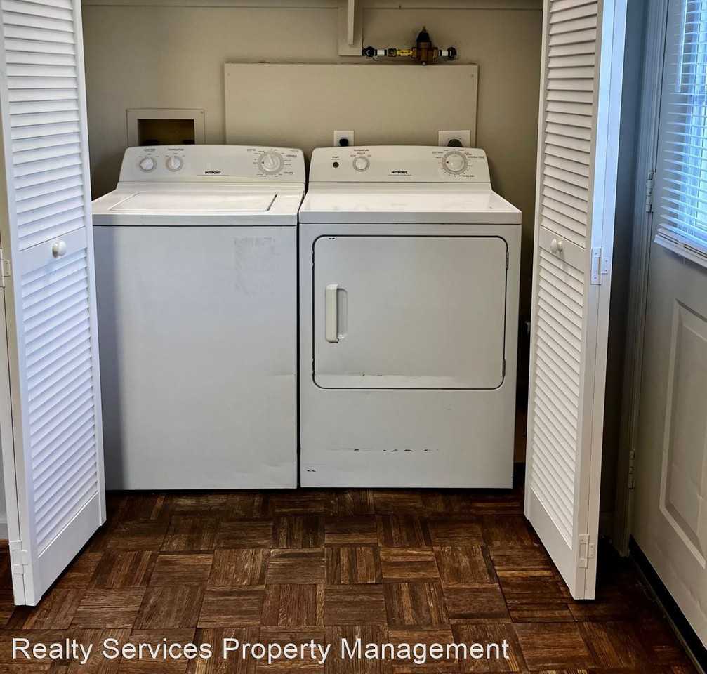 2213 Hanover St - Photo 3 of 18