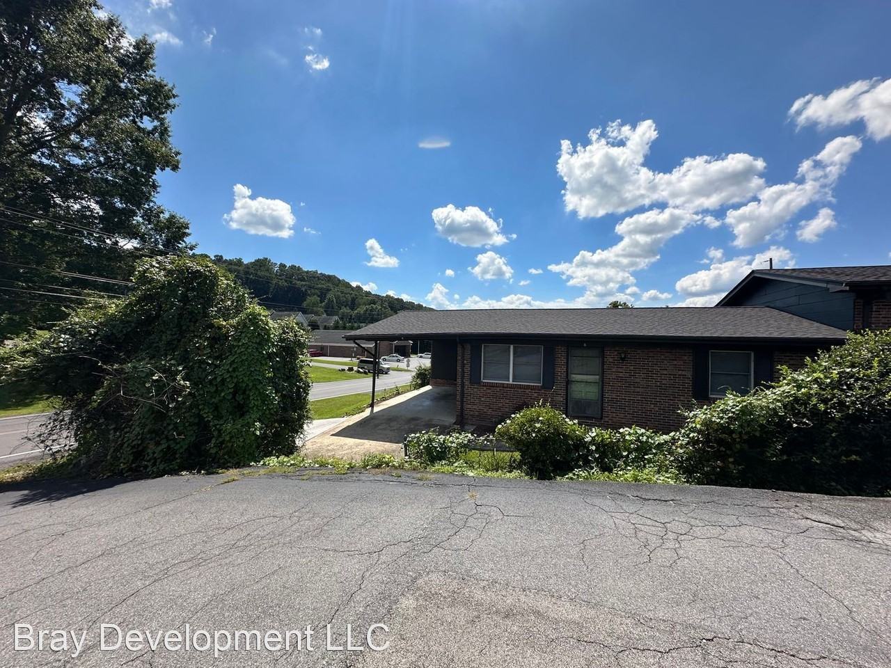 154 Franklin Dr. - Photo 2 of 9