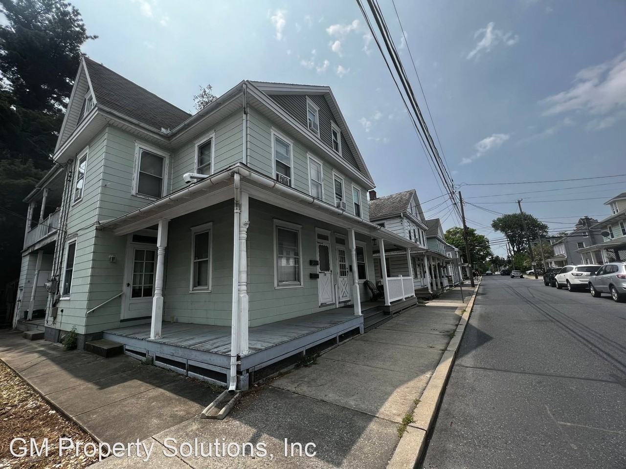 113 W Ferdinand St Apartments in Manheim, PA 17545 Zumper