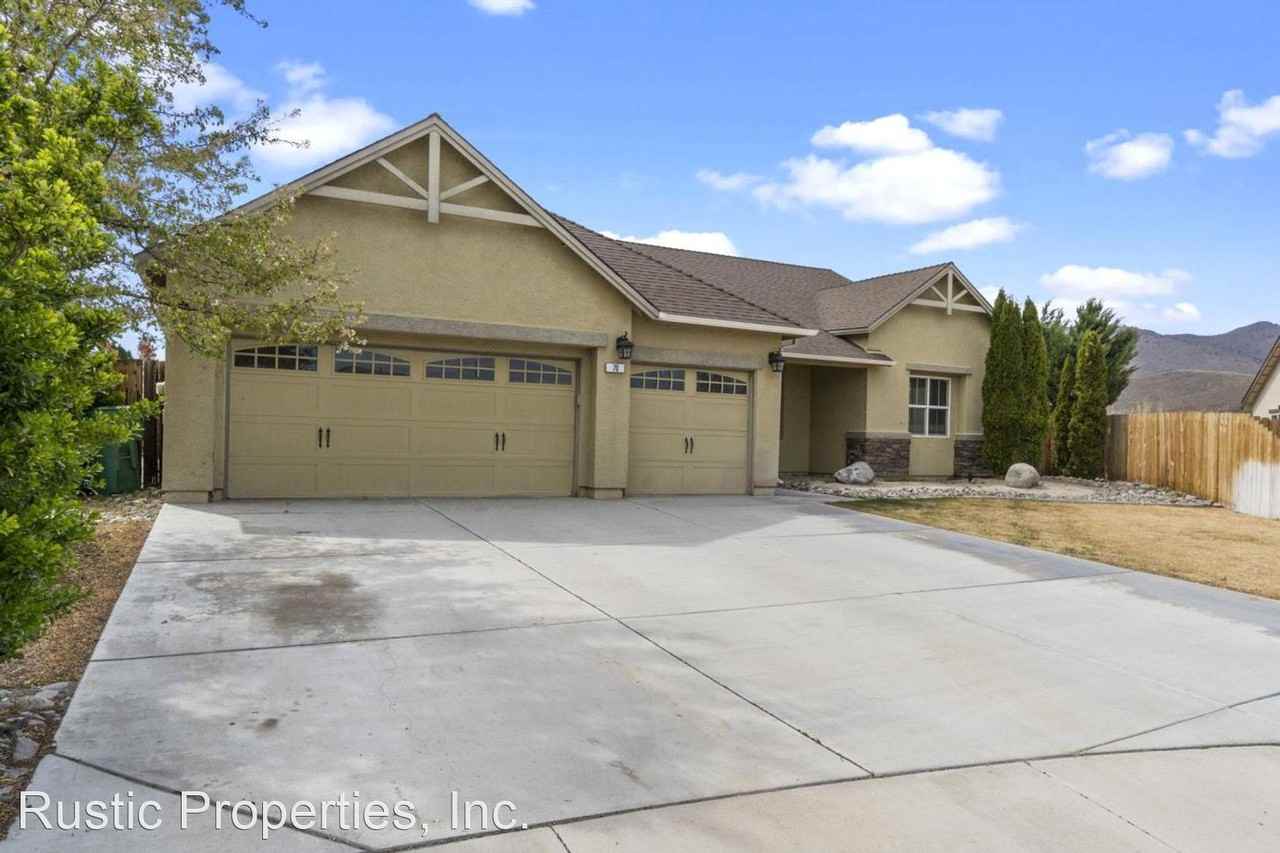 70 Riverside Dr - Photo 2 of 39