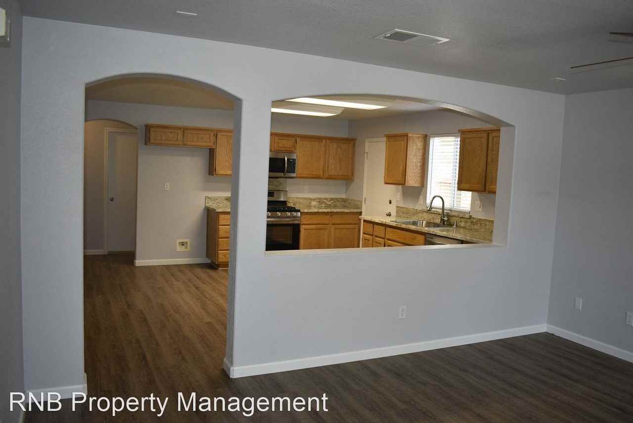 2004 Amber Fields Way - Photo 2 of 12