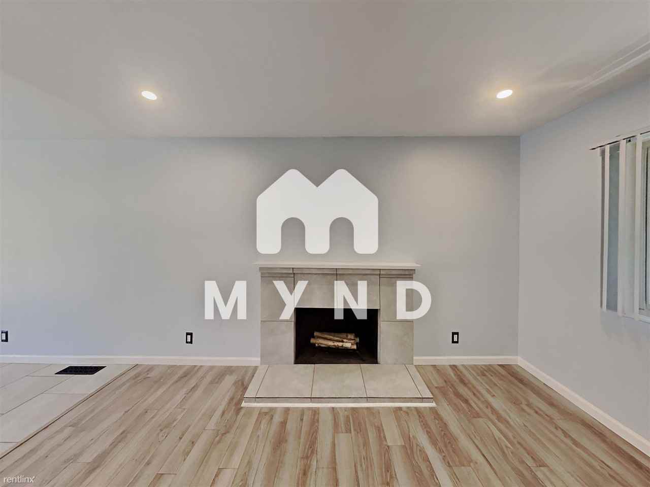 2200 Calgary Ln - Photo 2 of 23