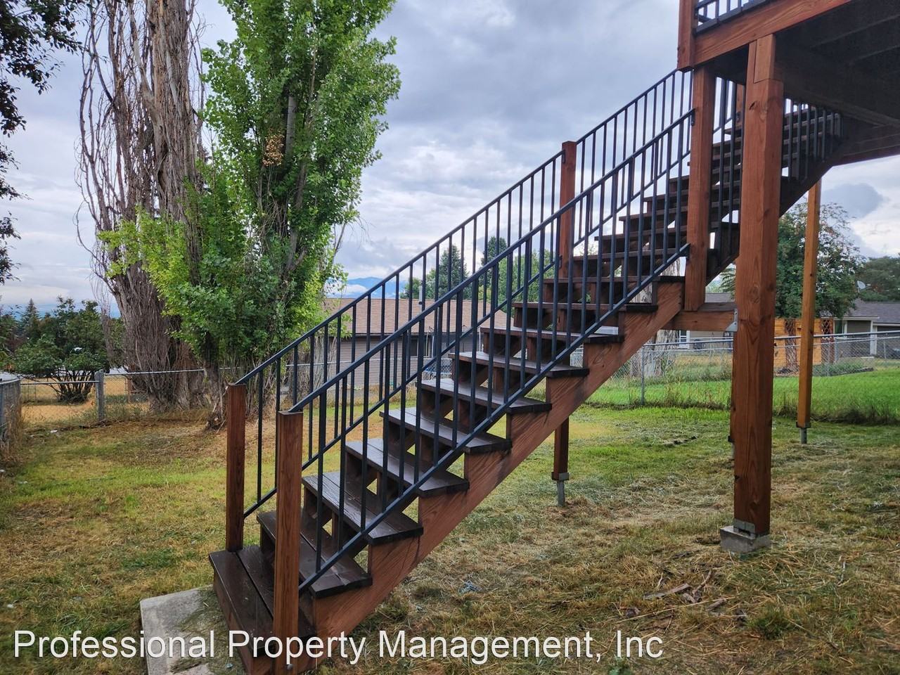 2310 55th St A&B - Photo 2 of 19