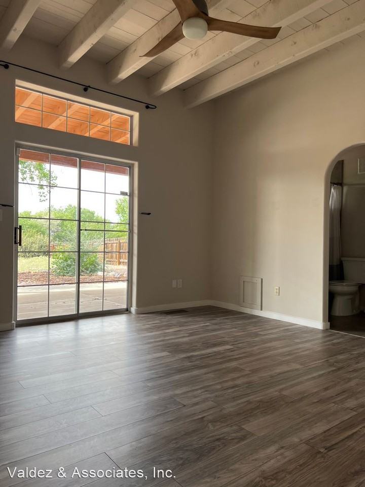 4182 Cheyenne Cir - Photo 3 of 9