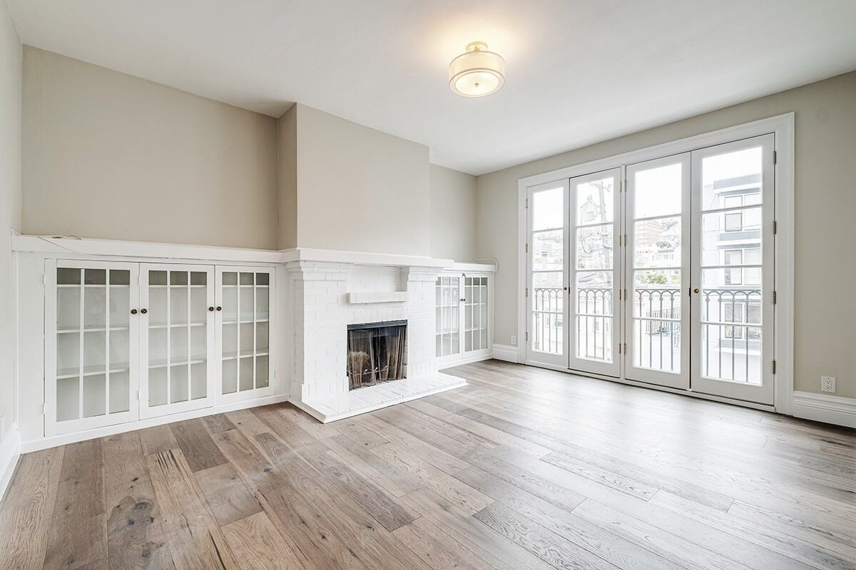 2856 Greenwich St - Photo 2 of 36