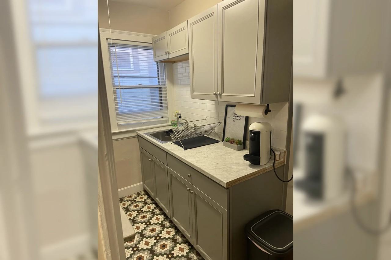 1832 Eastern Pkwy - Photo 2 of 10