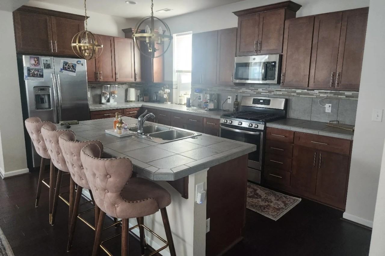 4425 30th Dr Se - Photo 2 of 10