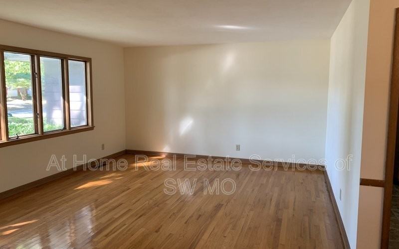 2017 E Rosebrier St - Photo 2 of 17