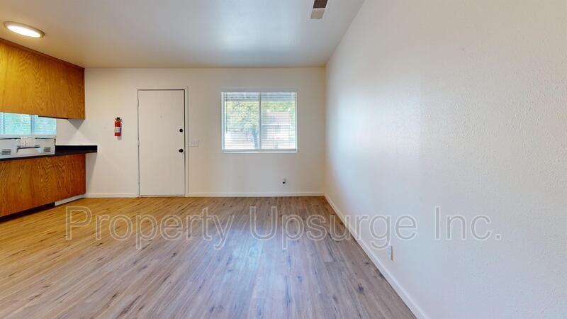 71 Mono Ave - Photo 2 of 12