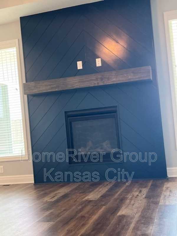 3732 Nw Old Stagecoach Rd - Photo 3 of 9