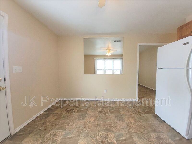 4246 5th Ave N - Photo 5 of 15