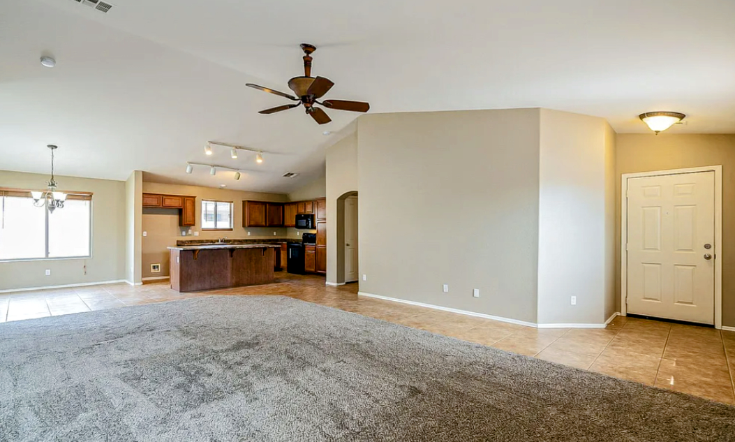 6524 W Desert Ln - Photo 3 of 11