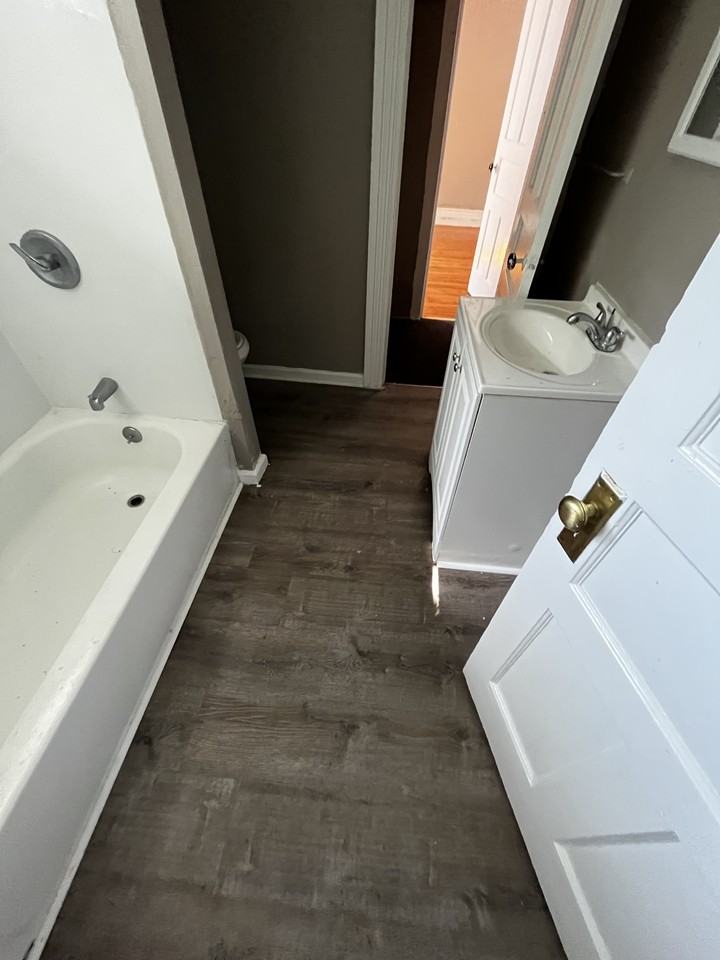 None 81 - Photo 2 of 24