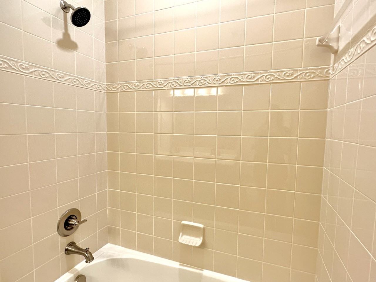 5312 N Center Dr - Photo 2 of 33