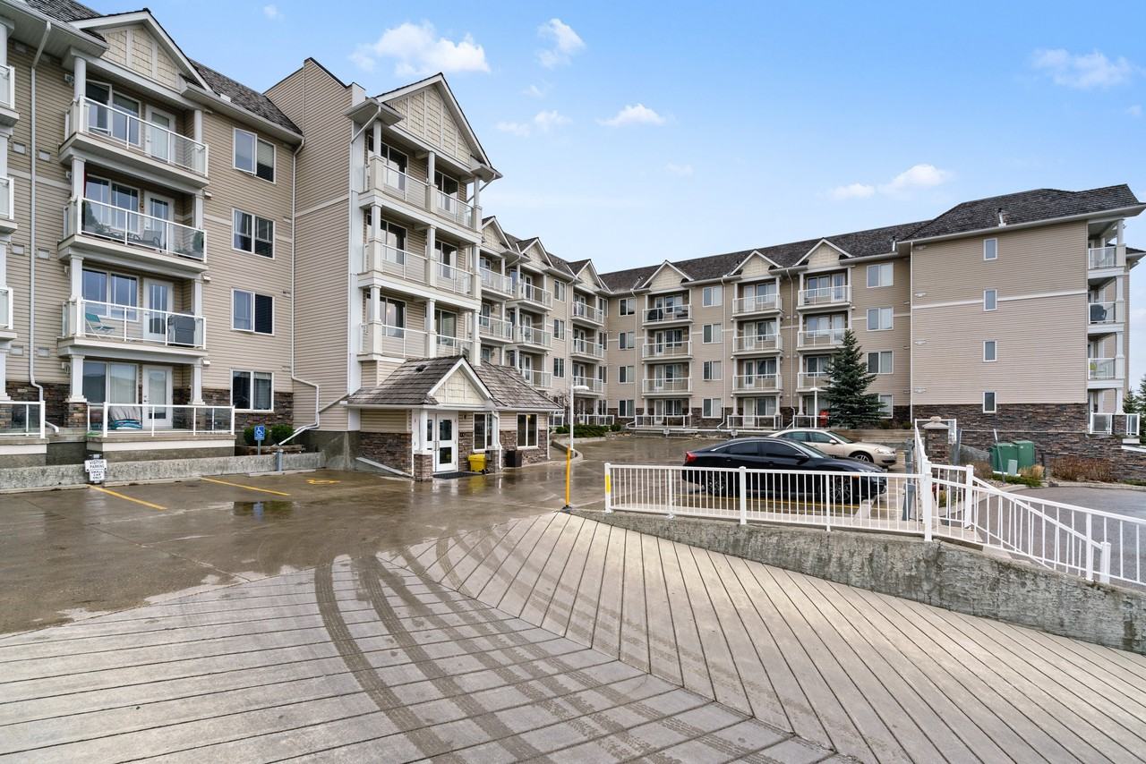 209 Rocky Vista Cir Nw - Photo 3 of 34