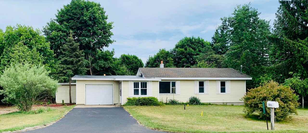 2271 Red Apple Rd - Photo 2 of 25