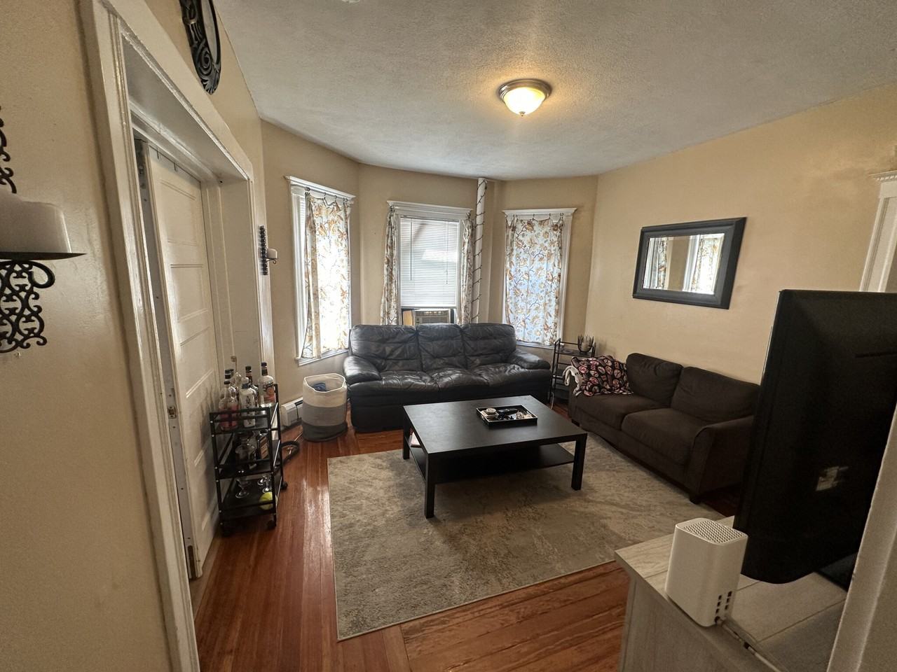 Pearson Ave #1 - Photo 2 of 11