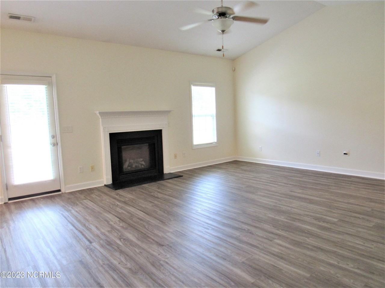 229 Silver Hills Drive - Photo 2 of 9