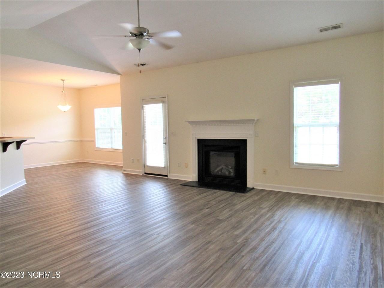 229 Silver Hills Drive - Photo 3 of 9