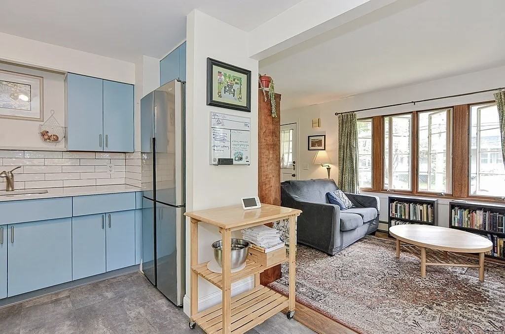 36 Draper Avenue - Photo 3 of 16