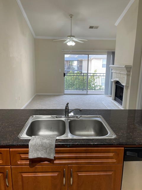 12917 Centre Park Circle - Photo 5 of 28