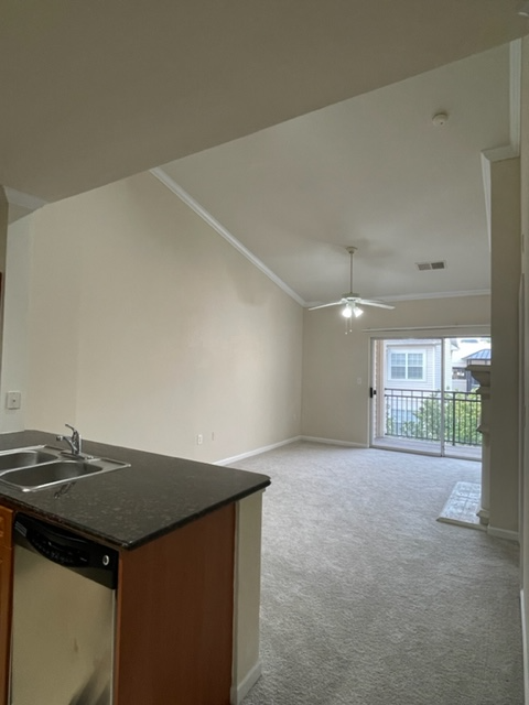 12917 Centre Park Circle - Photo 6 of 28