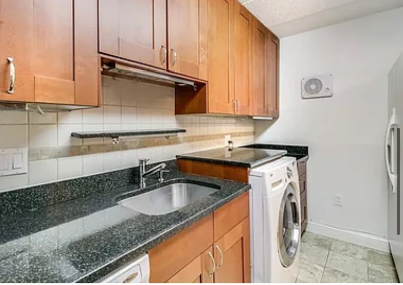 16 Winter St - Photo 3 of 10