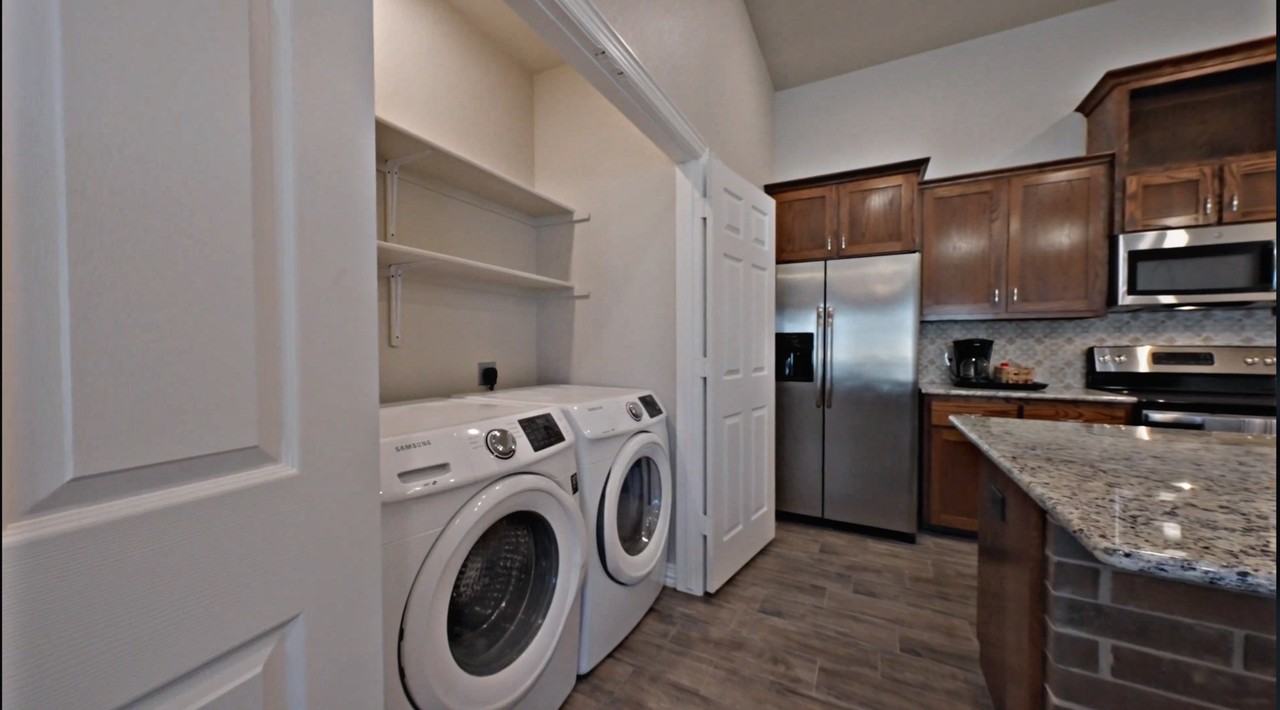 3526 Fenway Circle - Photo 5 of 10