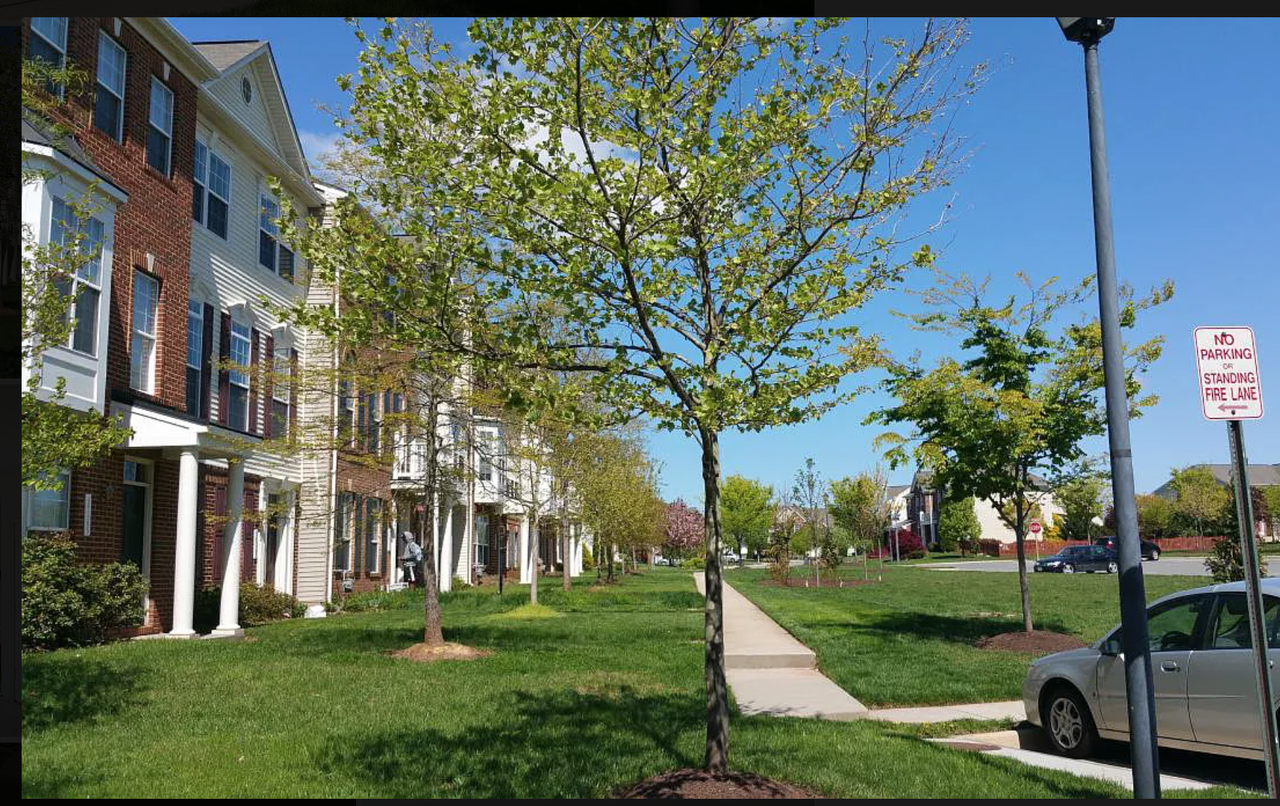 44263 Huron Ter - Photo 2 of 7