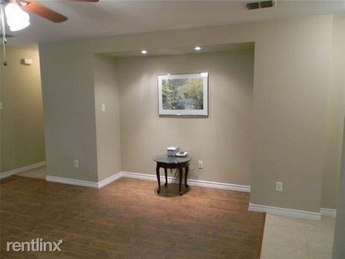 800 Margaret Dr - Photo 2 of 10