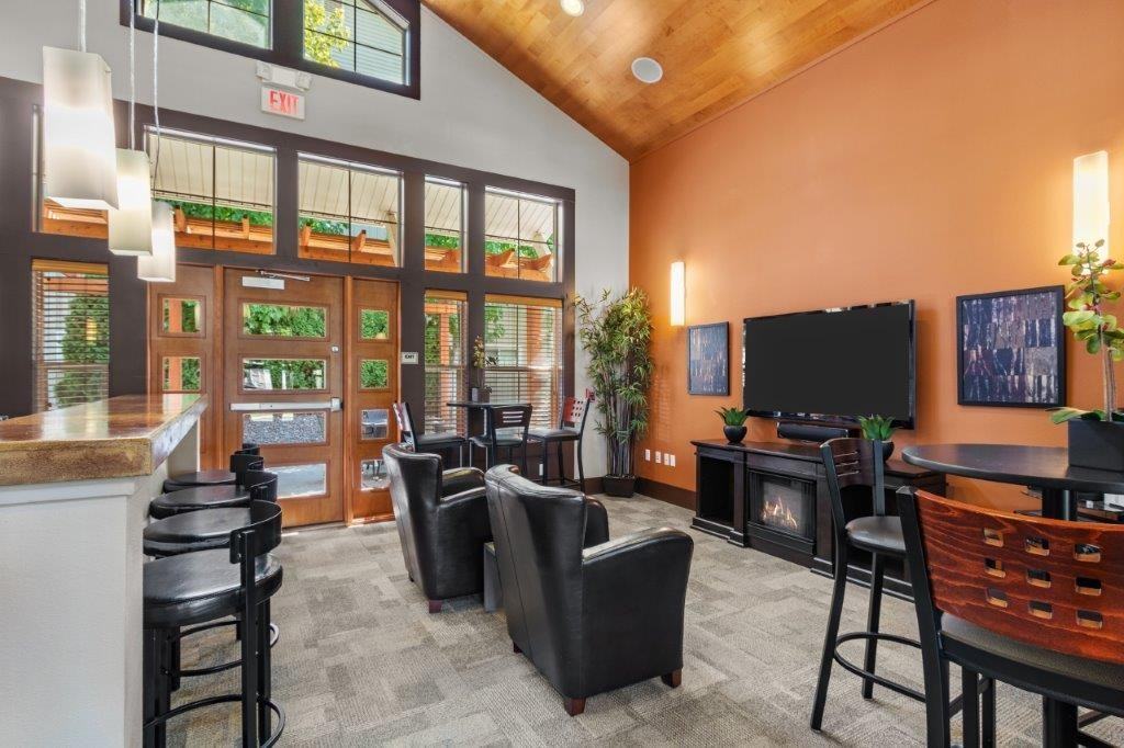 Island View Apartments - Photo 5 of 30