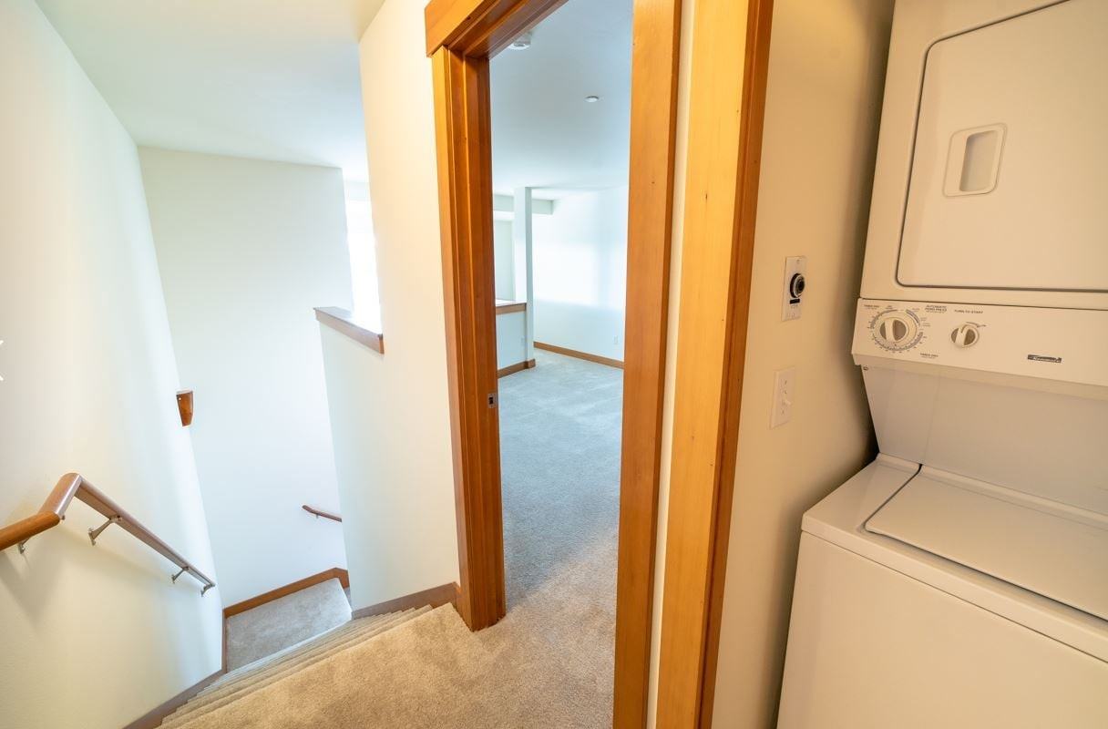 Union Bay Lofts - Photo 2 of 31